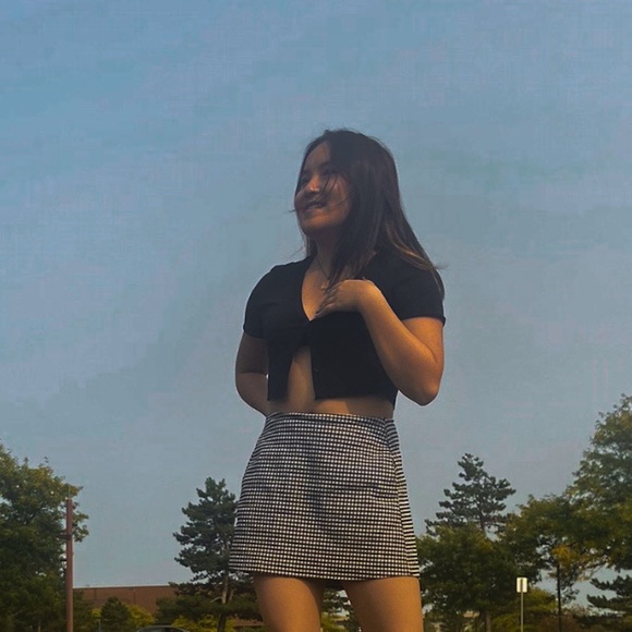 Meet your Posher, Lily - Picture 1 of 1